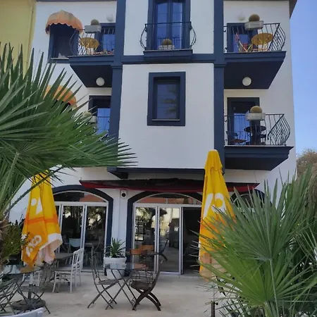 Marina Sahil Aparthotel Cesme