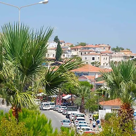 Ξενοδοχείο με διαμερίσματα Marina Sahil Çeşme