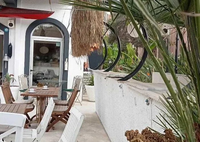 Apart Otel Marina Sahil Çeşme