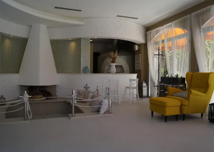 Marina Sahil Apart-hotel Çeşme